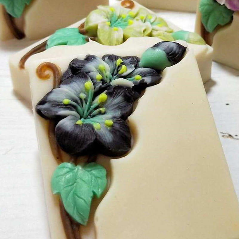 Bonito molde de jabón Floral,  - Soap Making Process reseña y precio