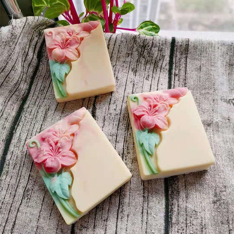 Bonito molde de jabón Floral,  - Soap Making Process reseña y precio